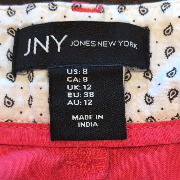 JNY Jones New York Watermelon Shorts in Deep Pink - Picture 3 of 6